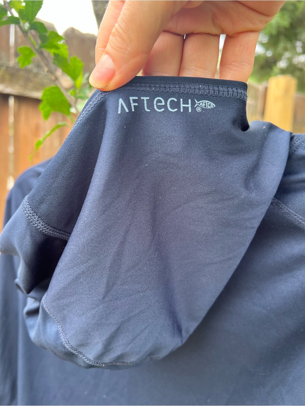 AFTCO Hooded Fishing Performance long Sleeve Shirt Top Men’s Navy Blue Hoodie S - Picture 4 of 9